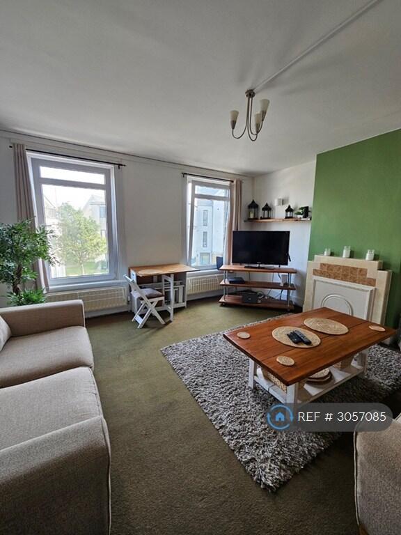 Main image of property: Northfleet, Gravesend, DA11