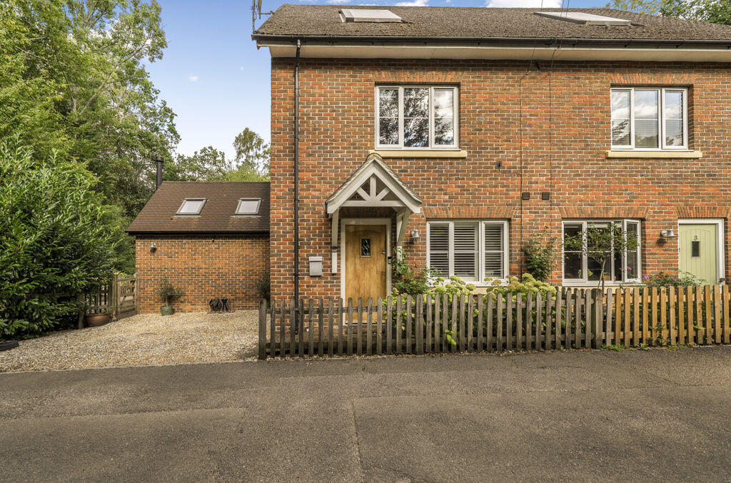 Main image of property: Three Oaks Lane Wadhurst