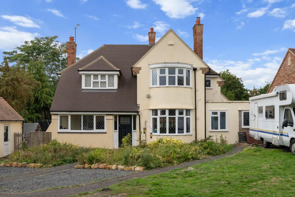 Main image of property: Greenhill, Evesham, WR11