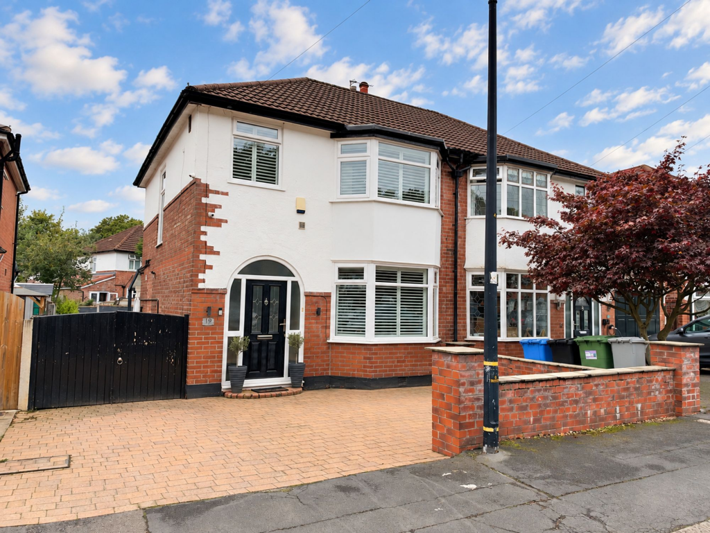 Main image of property: Arcadia Avenue, Sale, M33