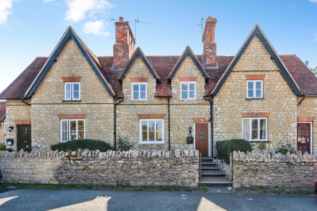 Main image of property: Lower Weald, Calverton, Milton Keynes