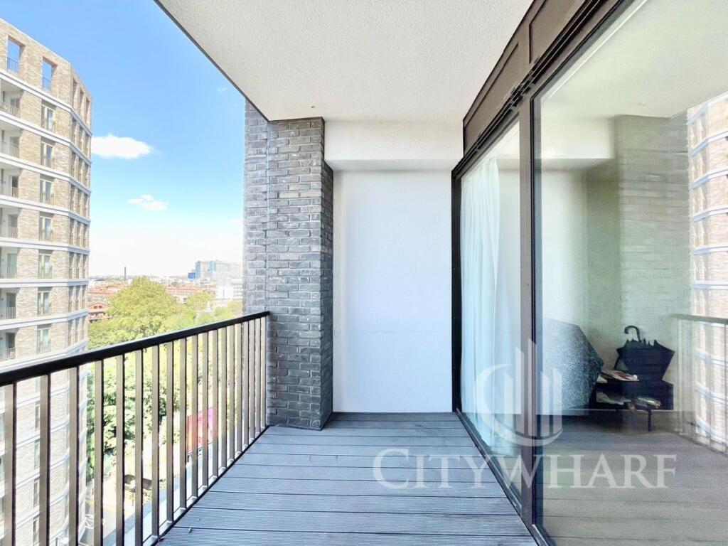 Main image of property: Emery Way, London, E1W 2AS