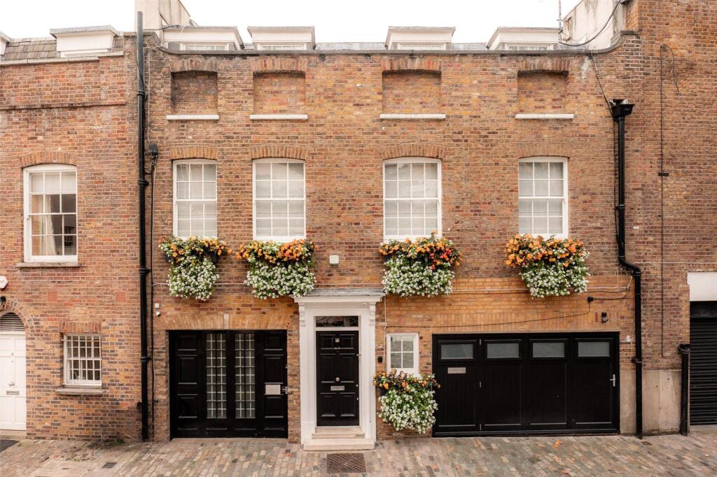 Main image of property: Wilton Row, Knightsbridge, SW1X