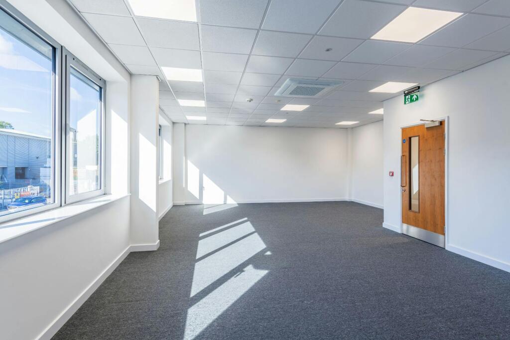 Unit 18 Uxbridge Trade Park Uxbridge.jpg
