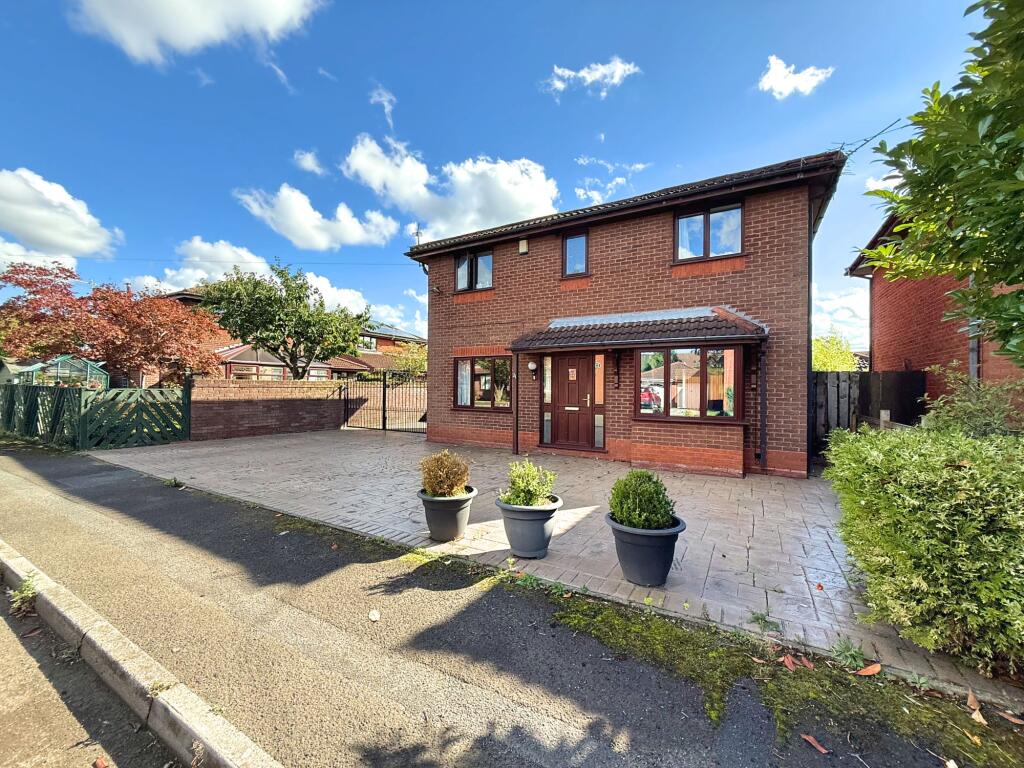 Main image of property: Christchurch Road, Sale, M33