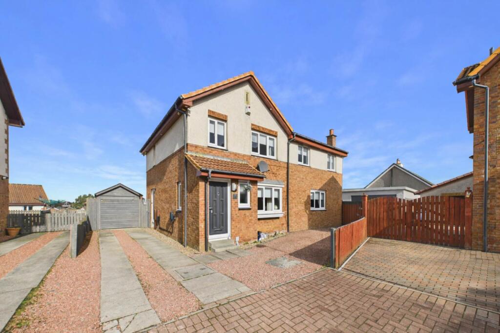 Main image of property: Helen Wynd, Larkhall