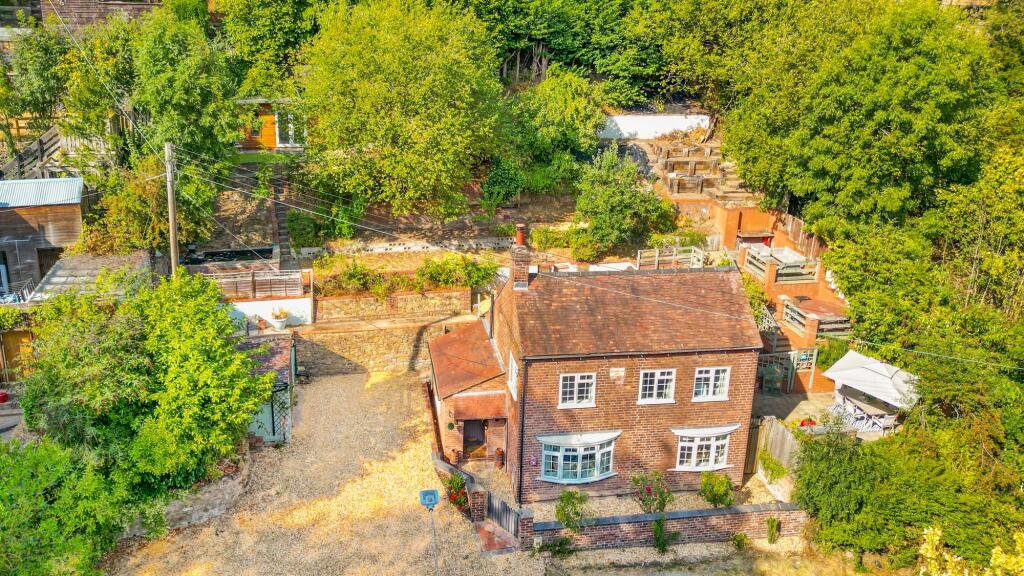 Main image of property: Cleobury Road, Bewdley, DY12