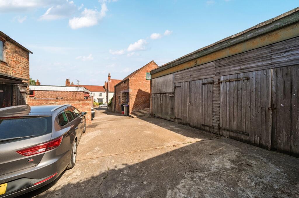 Main image of property: Garages, R/O 70 Upgate, Louth, Lincolnshire, LN11