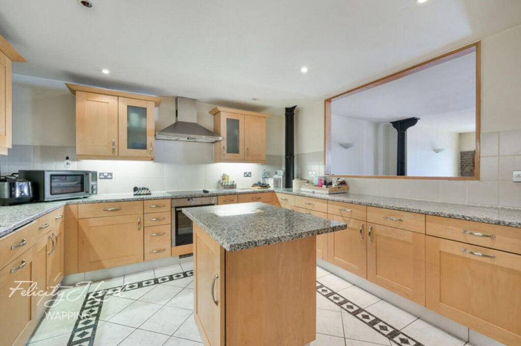 Main image of property: Wapping Wall, LONDON, E1W