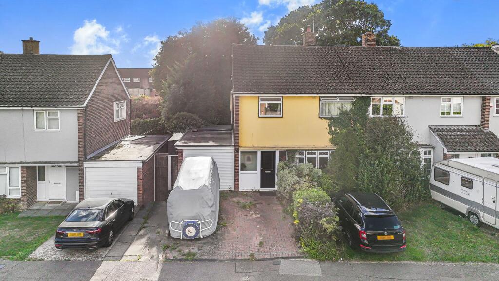 Main image of property: Broadfield, Harlow