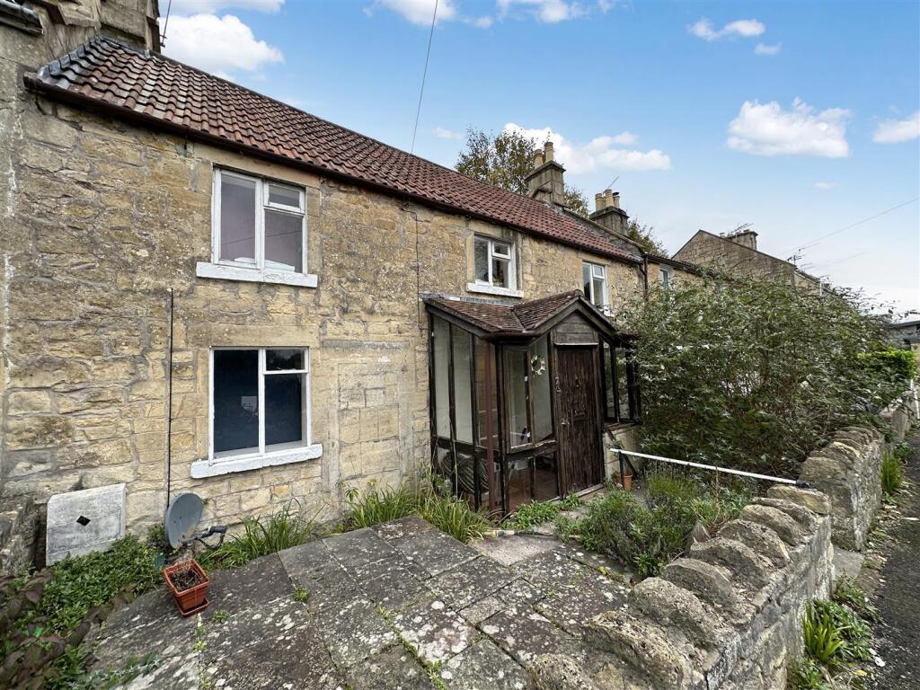 Main image of property: Quarry Vale, Combe Down, Bath, Bath And North East Somerset, BA2