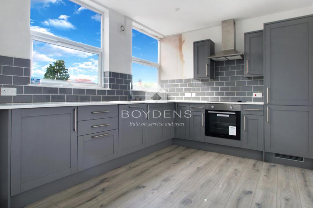 Main image of property: Connaught Avenue, Frinton on Sea