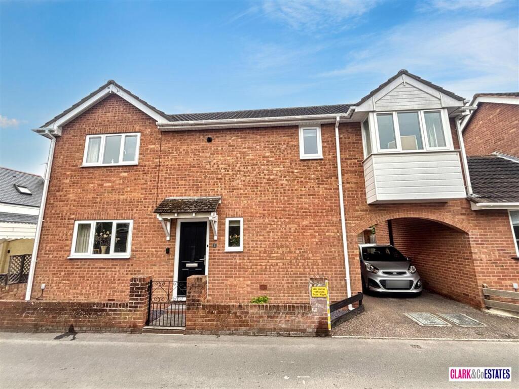 Main image of property: Ashford Road, Topsham