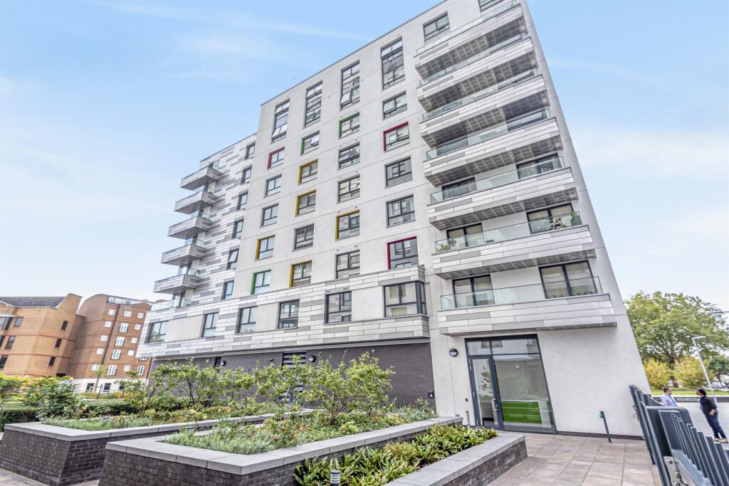 Main image of property: Honister, Alfred Street, Reading, RG1