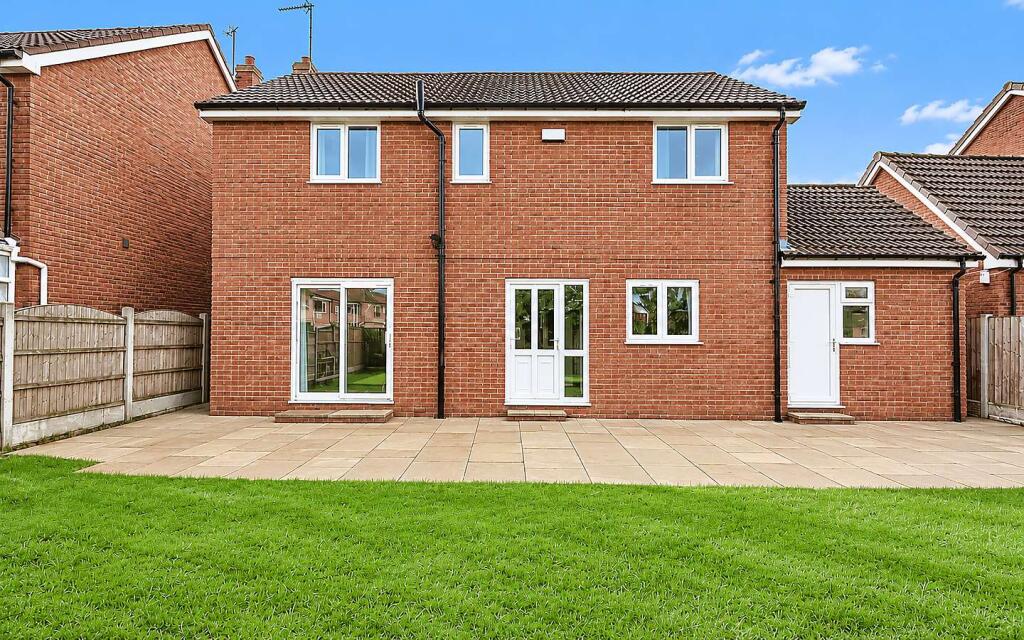 Main image of property: The Spinney, Leeds LS17