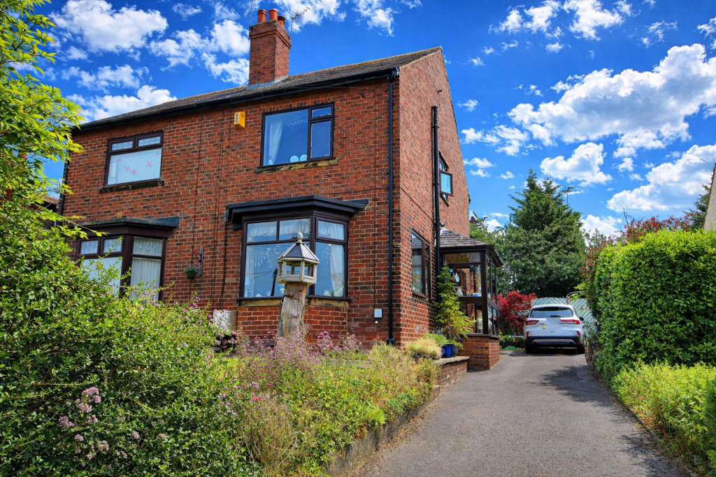 Main image of property: Pontefract Road, Featherstone, Pontefract