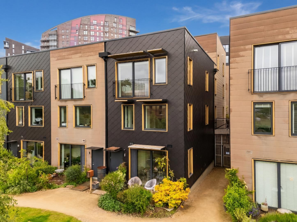 Main image of property: Secret Garden, Leeds