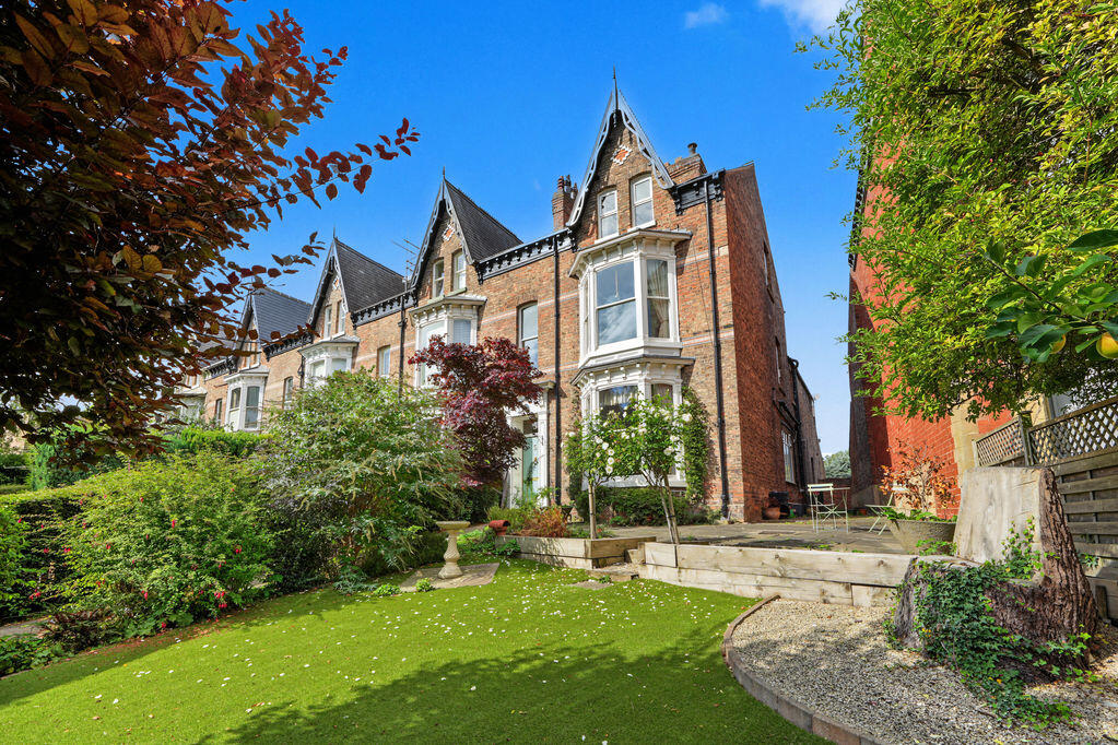 Main image of property: 5 North Parade, North Road, Ripon, North Yorkshire HG4 1ES