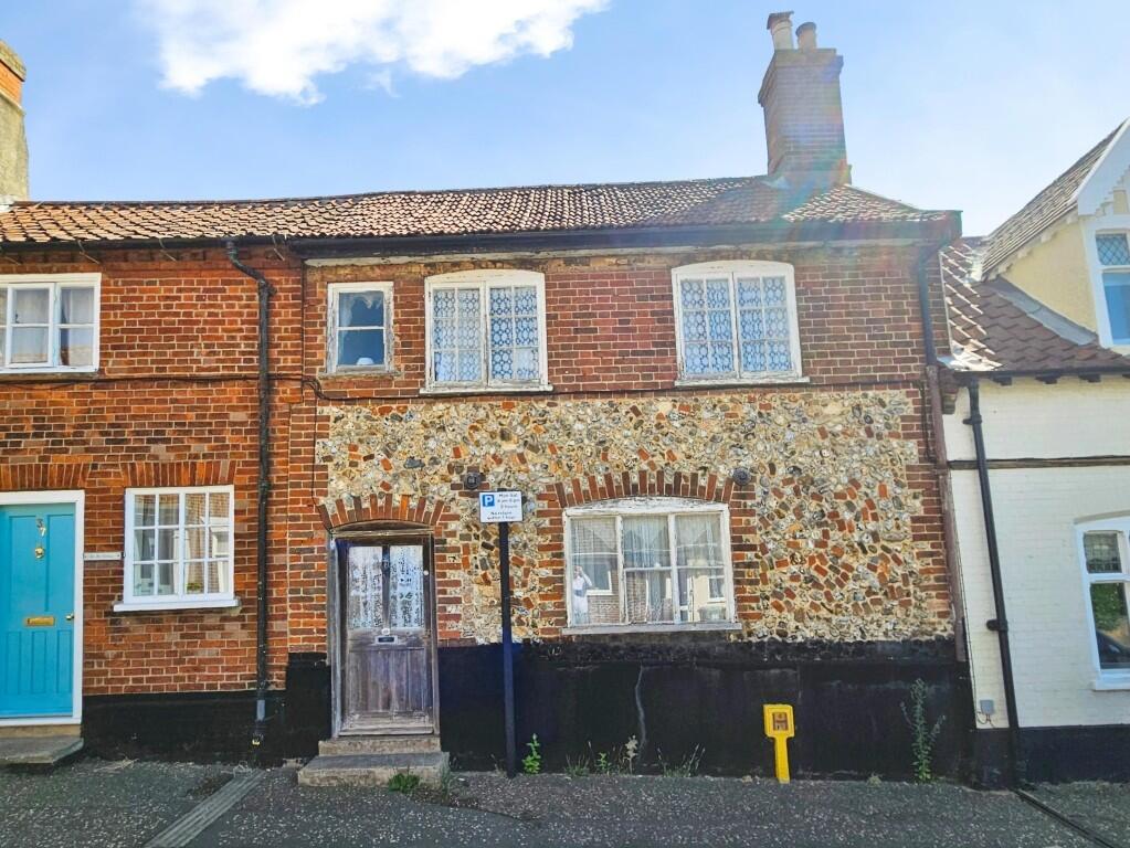 Main image of property: 39 Damgate Street, Wymondham, Norfolk NR18 0BG