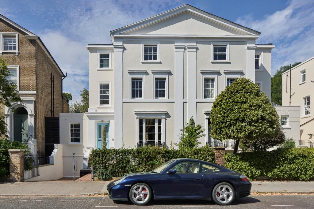 Main image of property: Stockwell Park Crescent, London
