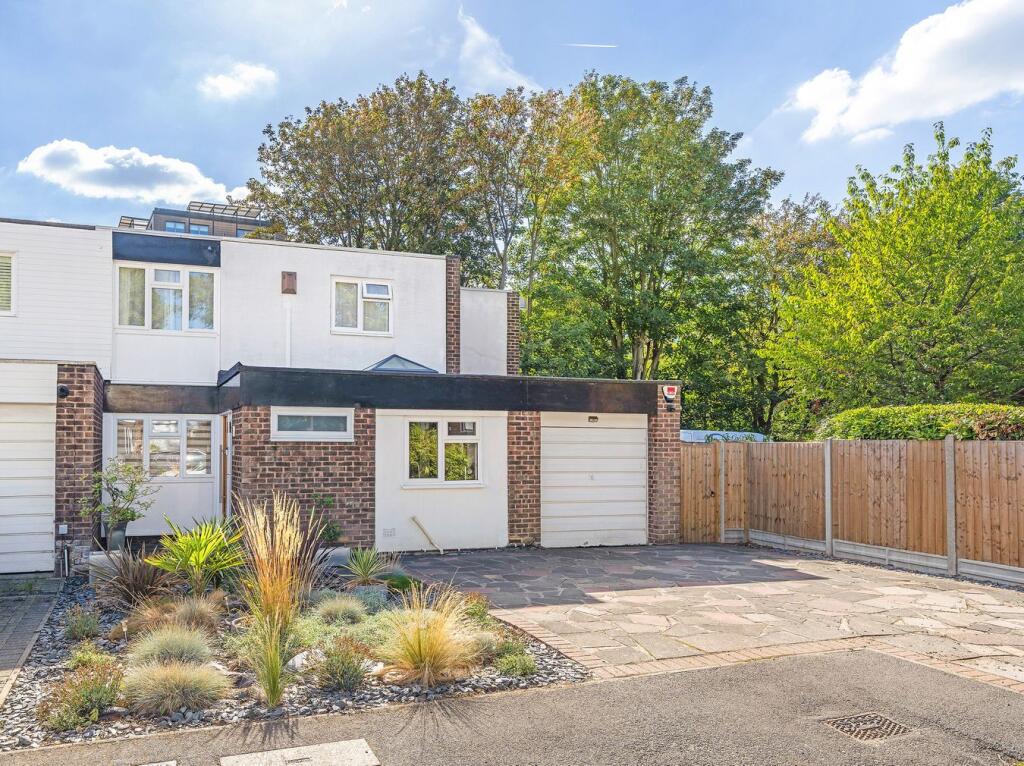 Main image of property: Canterbury Close, Beckenham, BR3