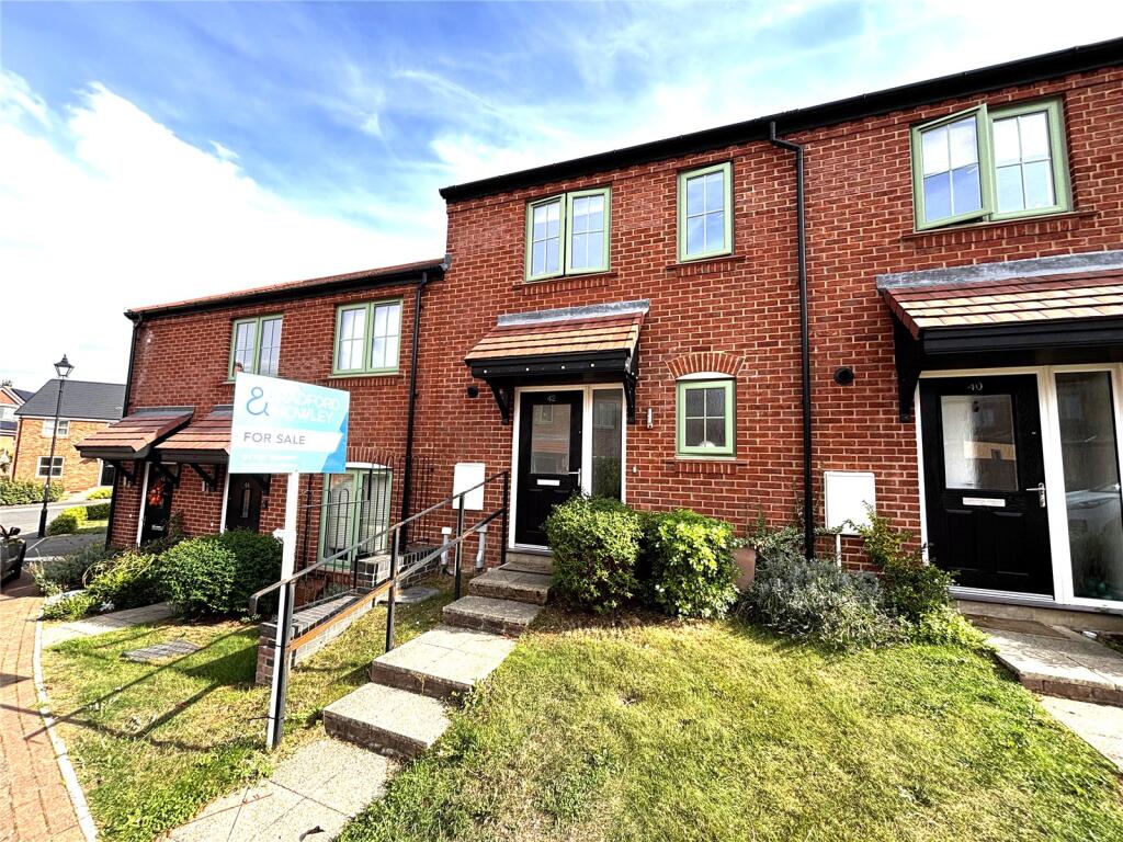 Main image of property: Kestrel Way, St. Albans, Hertfordshire, AL4