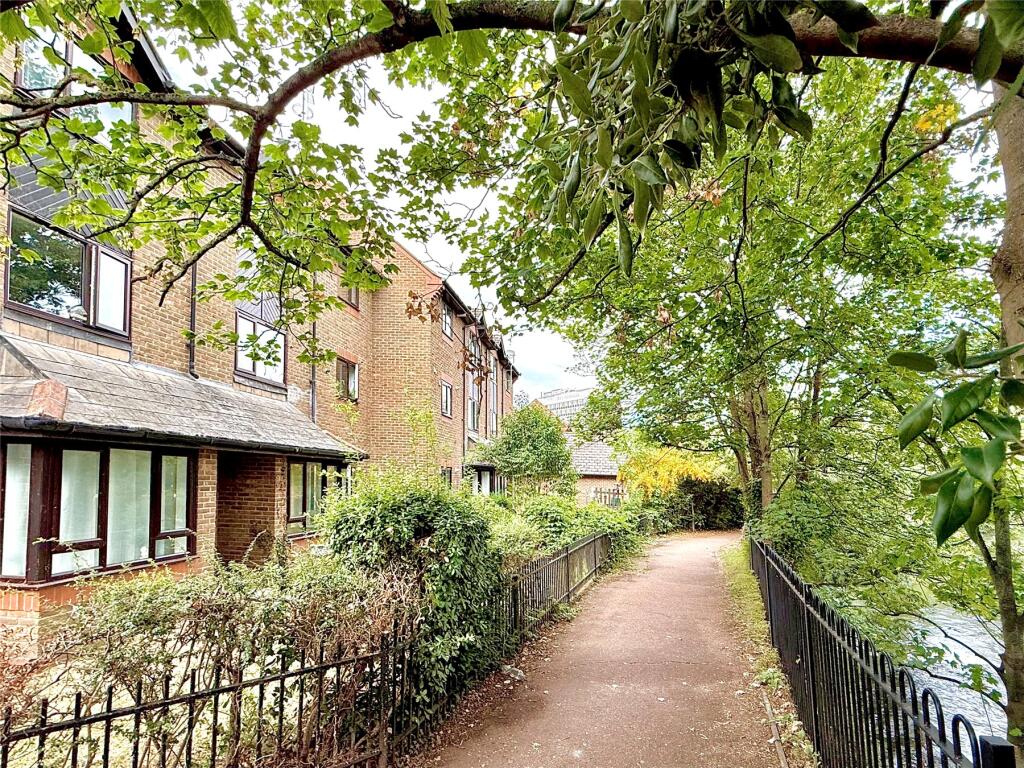 Main image of property: Heron Court, Denmark Road, Kingston upon Thames, Surrey, KT1