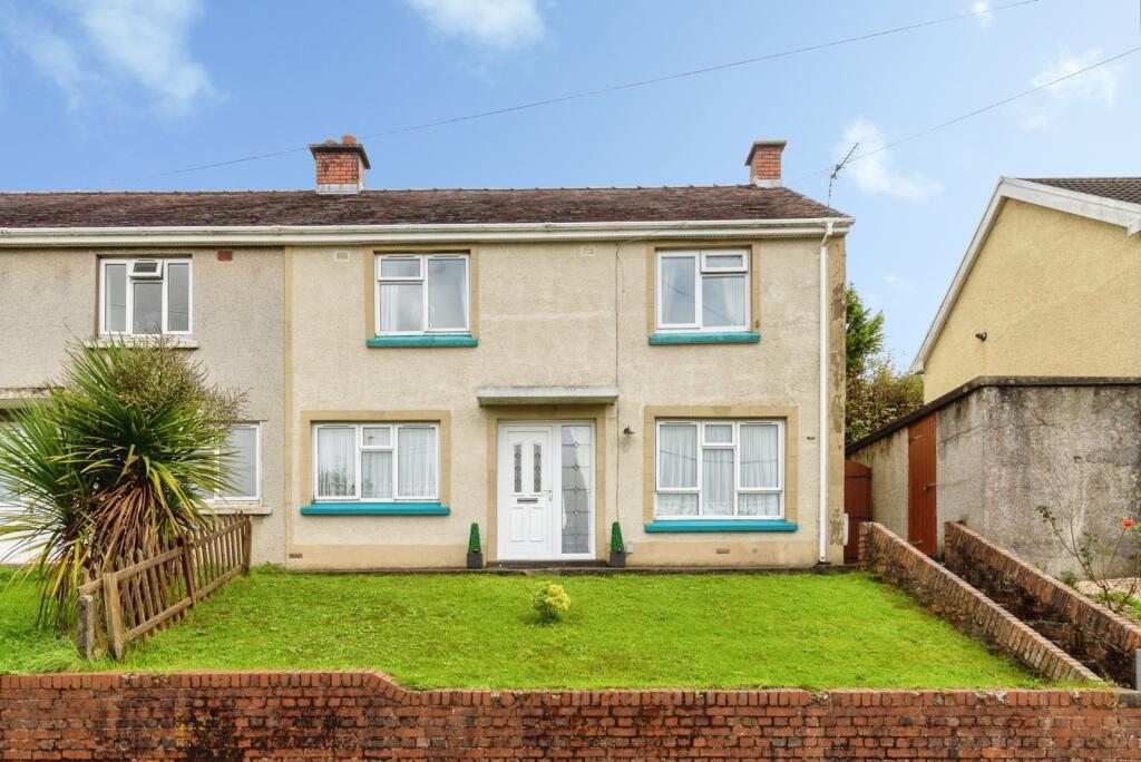 Main image of property: Coedmawr, Ponthenry, Llanelli, Carmarthenshire, SA15