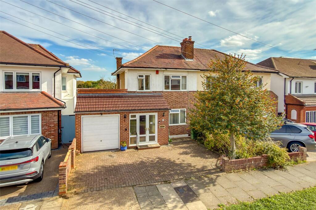 Main image of property: Queens Crescent, St. Albans, Hertfordshire, AL4
