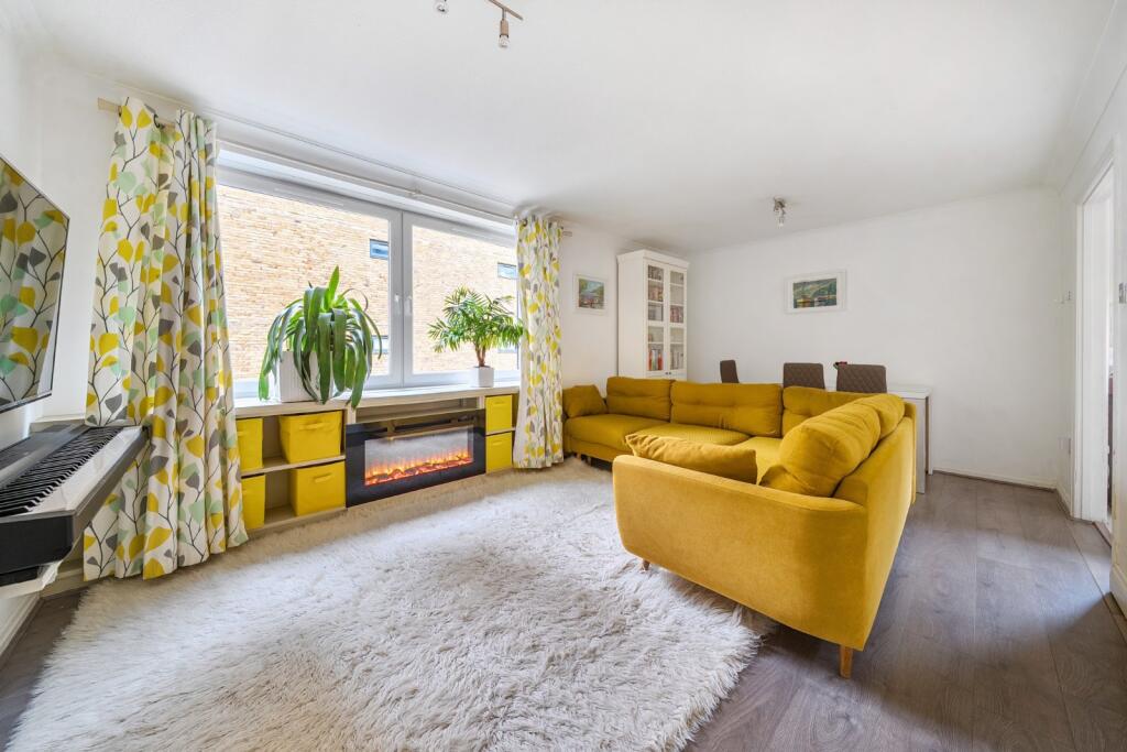 Main image of property: Chiswick High Road, Chiswick, London, W4