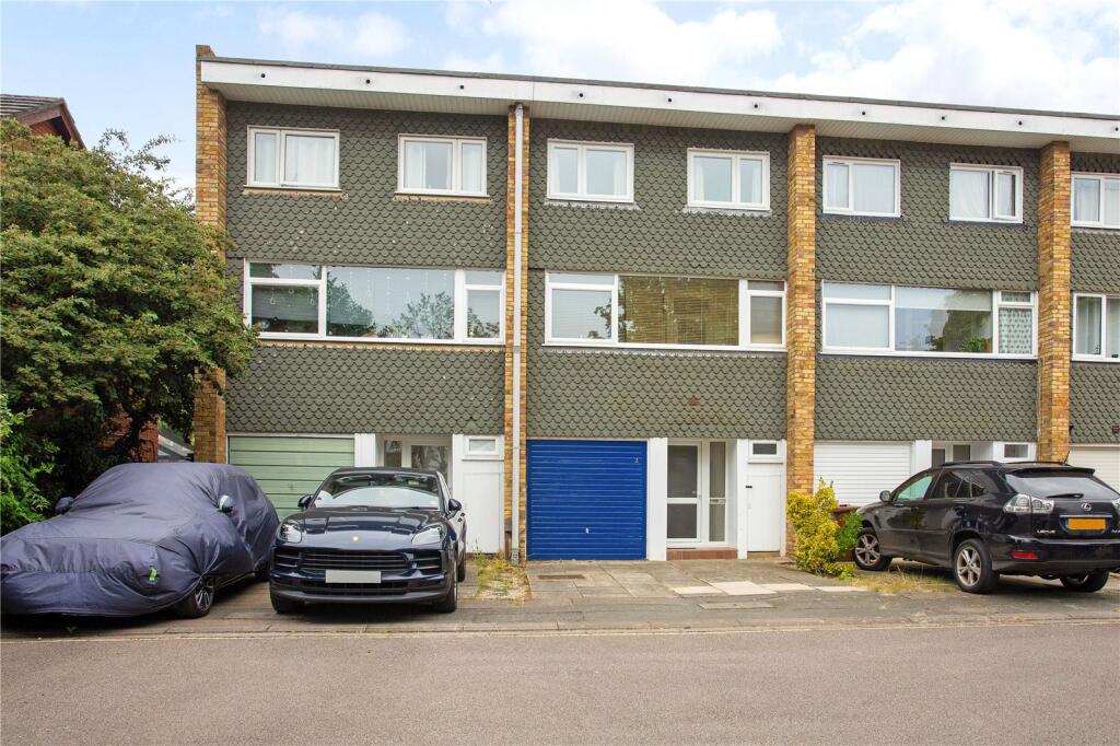 Main image of property: Haddon Court, Shakespeare Road, Harpenden, Hertfordshire, AL5
