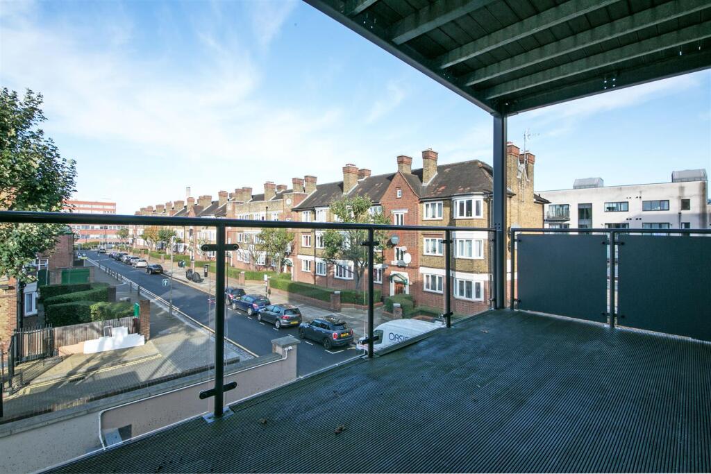 Main image of property: Tooting High Street, Tooting
