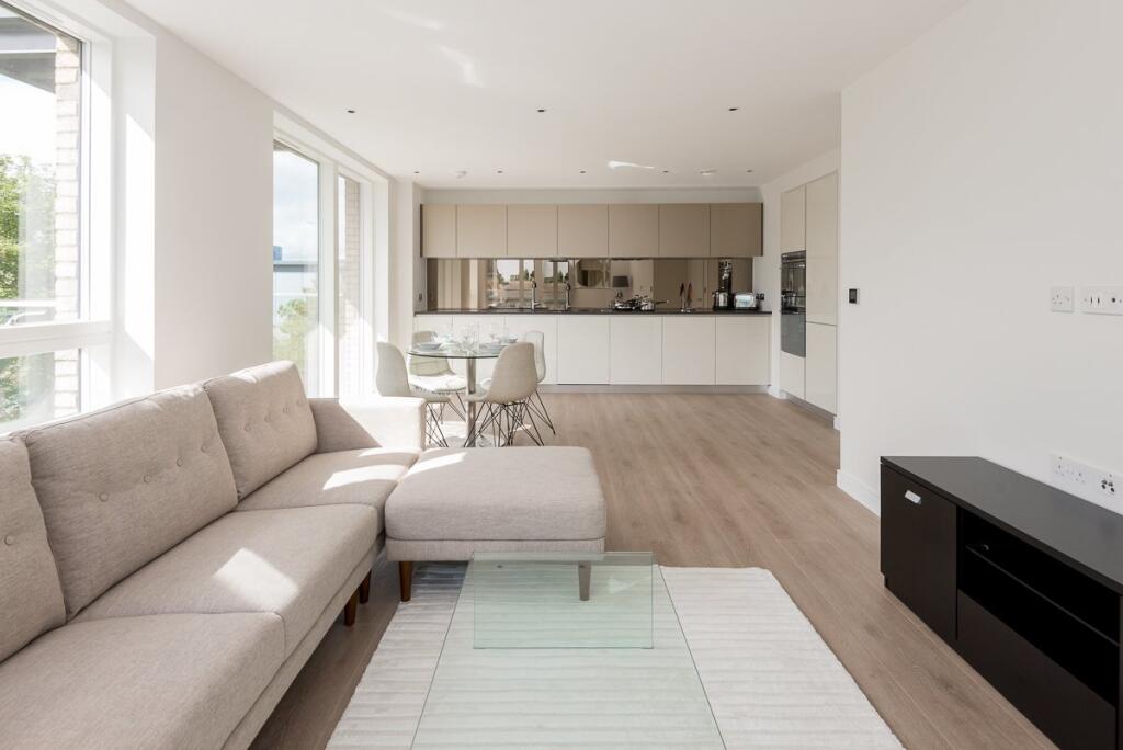 Main image of property: Heritage Place, Brentford, TW8