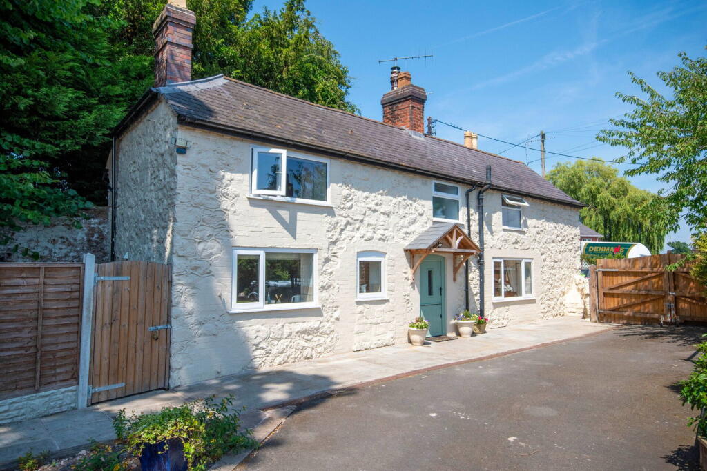 Main image of property: Maesbury Marsh, Oswestry, SY10 8JB