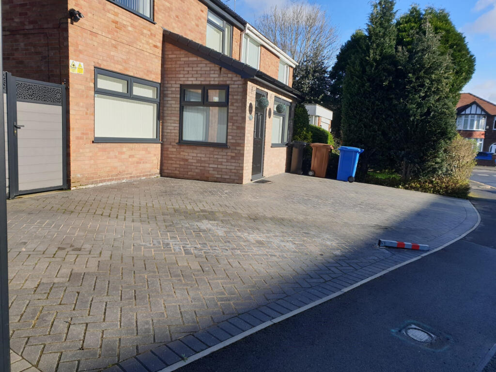 Main image of property: Stonepail Close, Cheadle, Cheshire, SK8