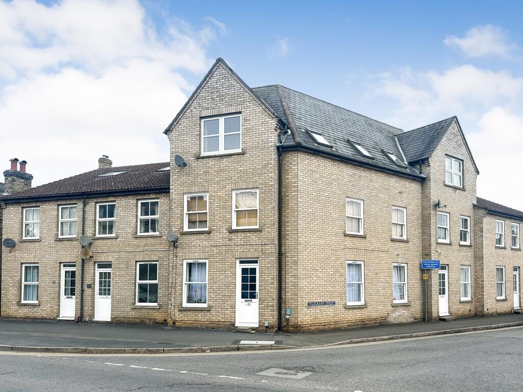 Main image of property: Beagle Court, Cambridge