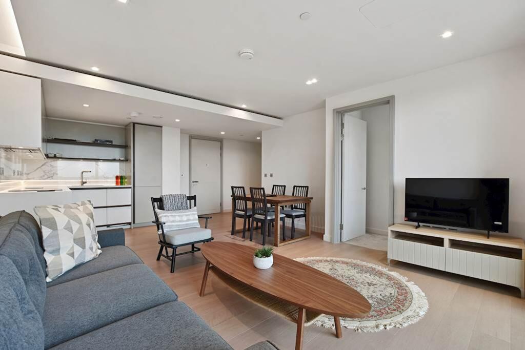 Main image of property: Edgware Road, Garrett Mansions, W2