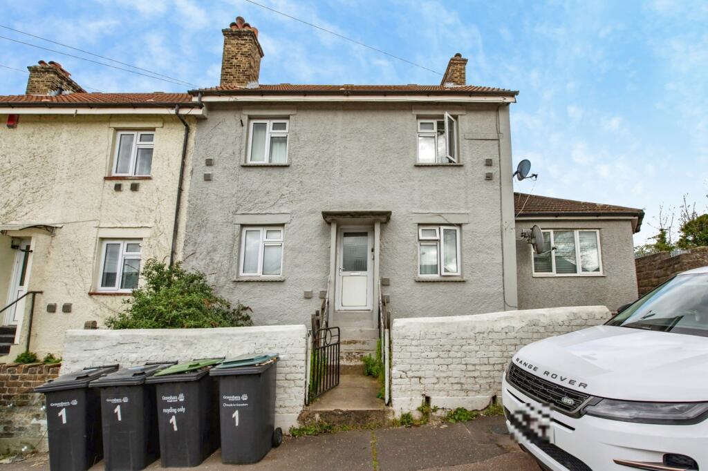 Main image of property: Huntley Avenue, Northfleet, Gravesend, Kent, DA11