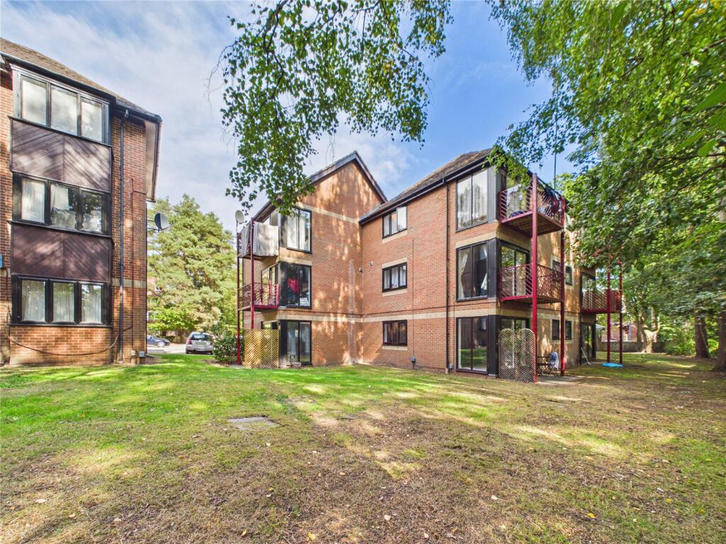 Main image of property: Wayland Close, Bracknell, Berks, RG12