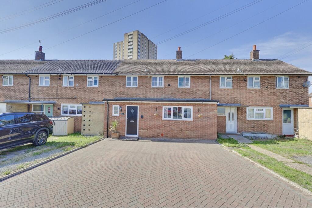 Main image of property: Foxcott Close, Weston
