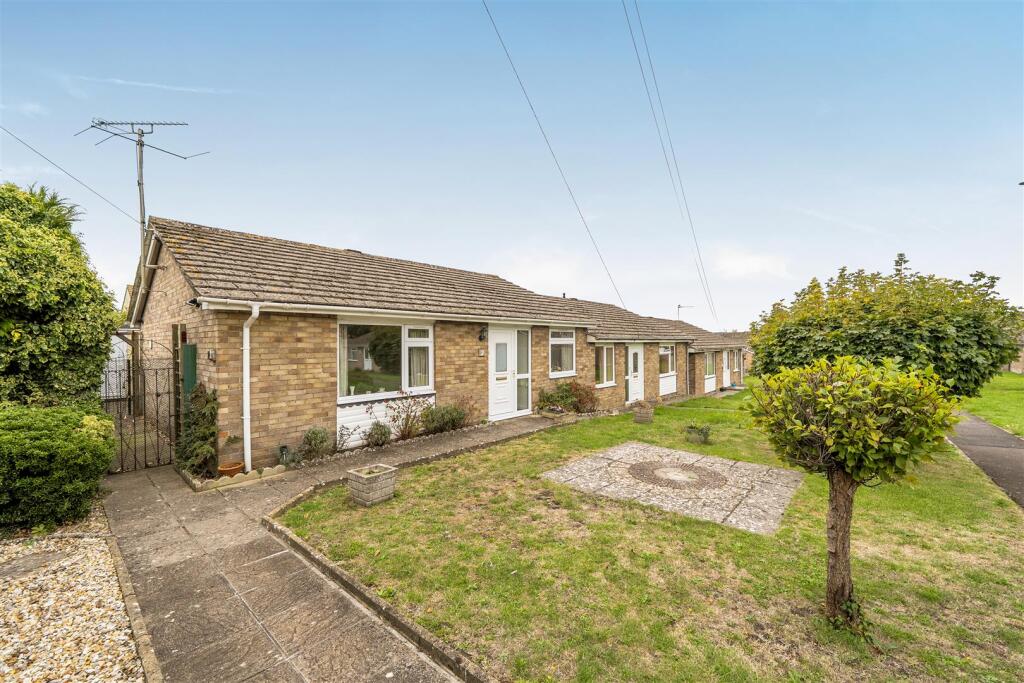 Main image of property: Eckweek Gardens, Peasedown St. John, Bath