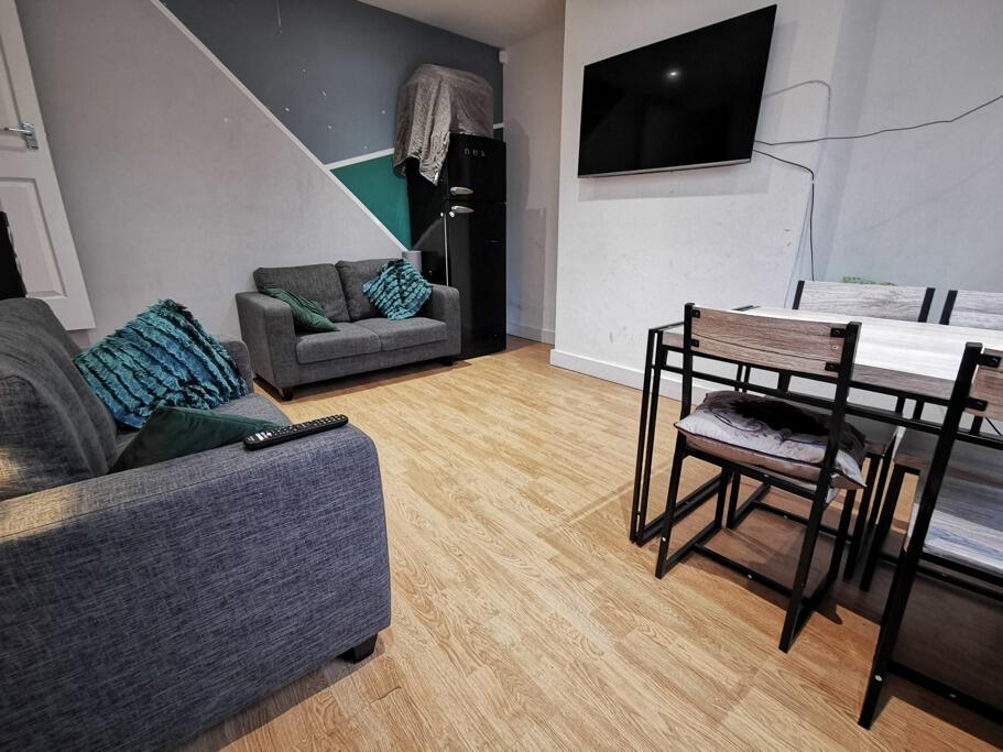 Main image of property: Martin Terrace, Burley, Leeds