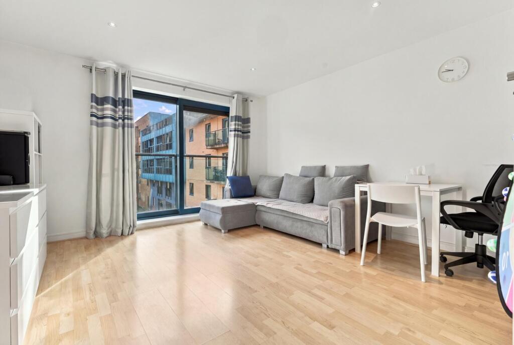 Main image of property: Western Gateway, London