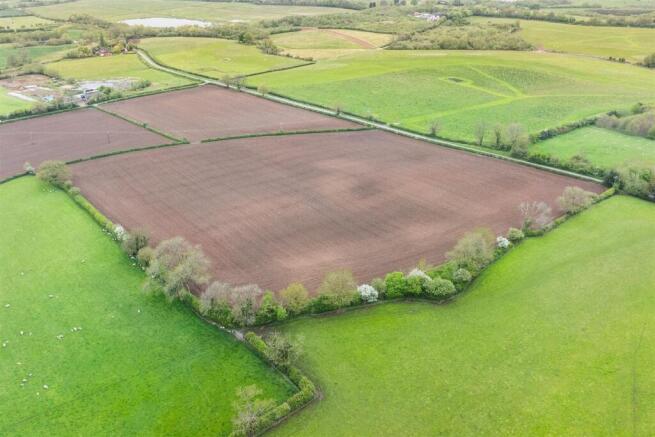 DE12 7DD Quarry Lane Farm Land-005.jpg