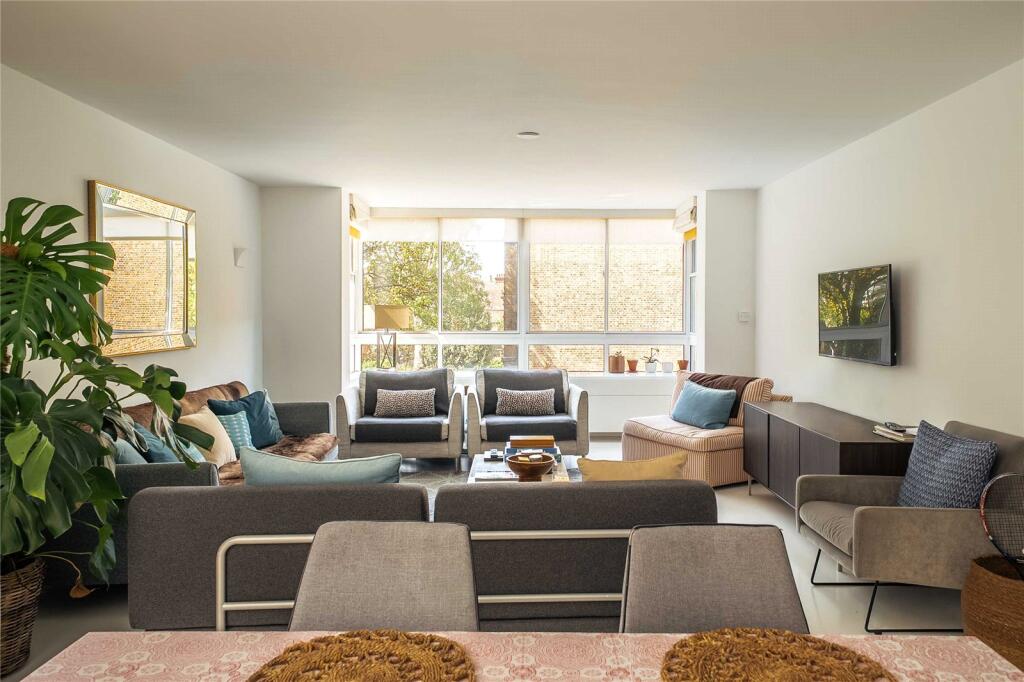 Main image of property: Pier House, 31 Cheyne Walk, Chelsea, SW3