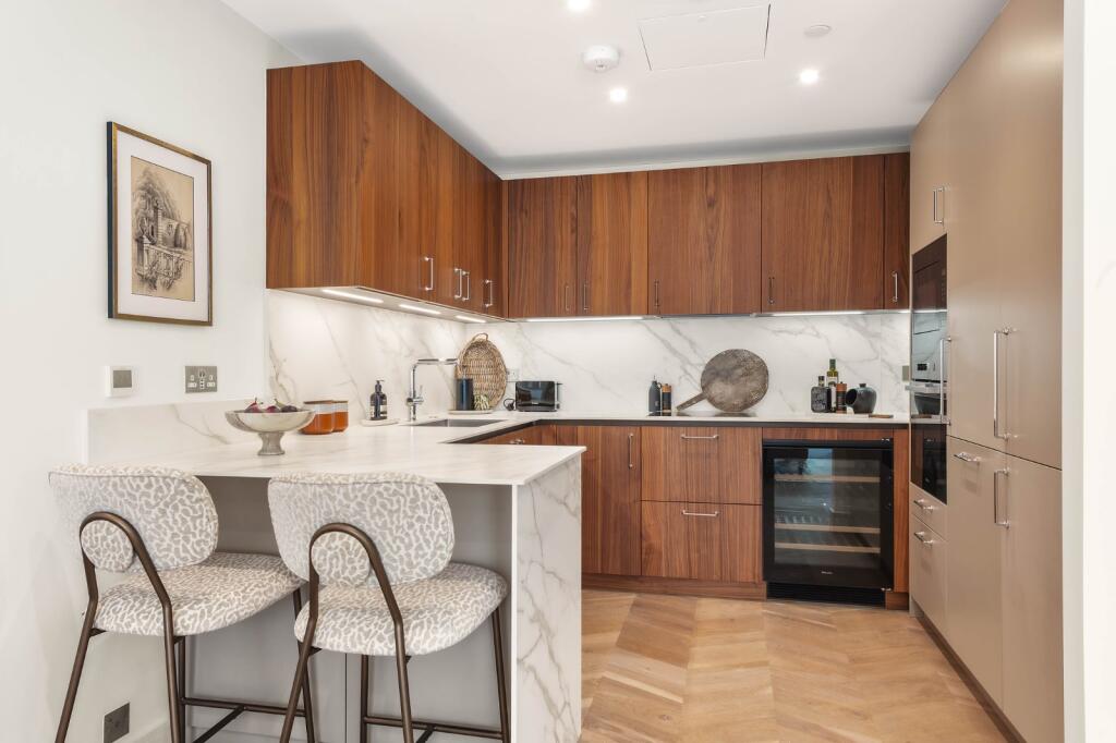 Main image of property: Central Avenue, London