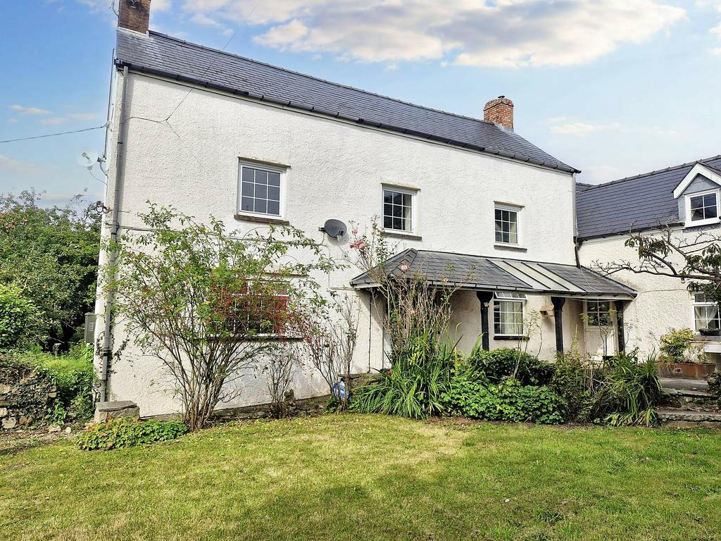 Main image of property: NP15 1HY