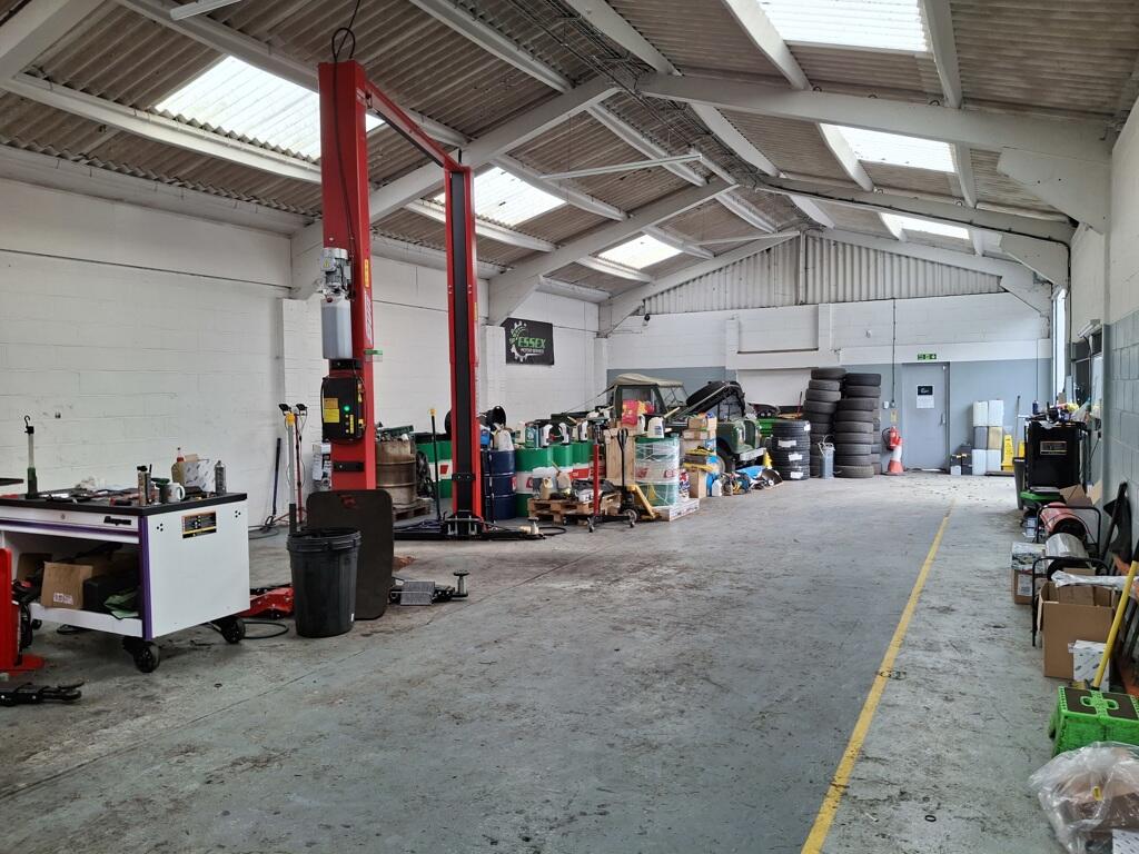 Photo 9