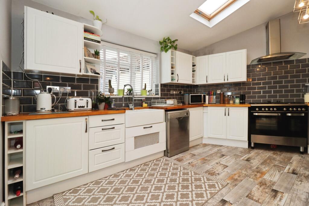 Main image of property: Morley Road, Staple Hill, Bristol, BS16