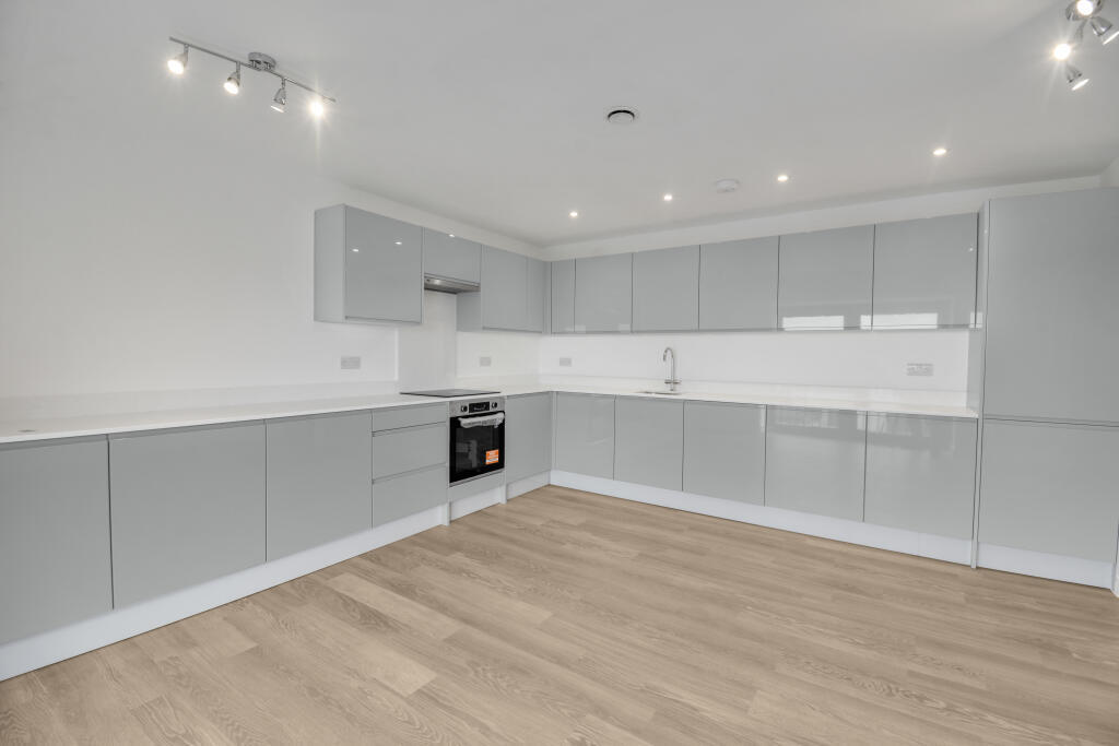 Main image of property: High Street, Rayleigh, Essex